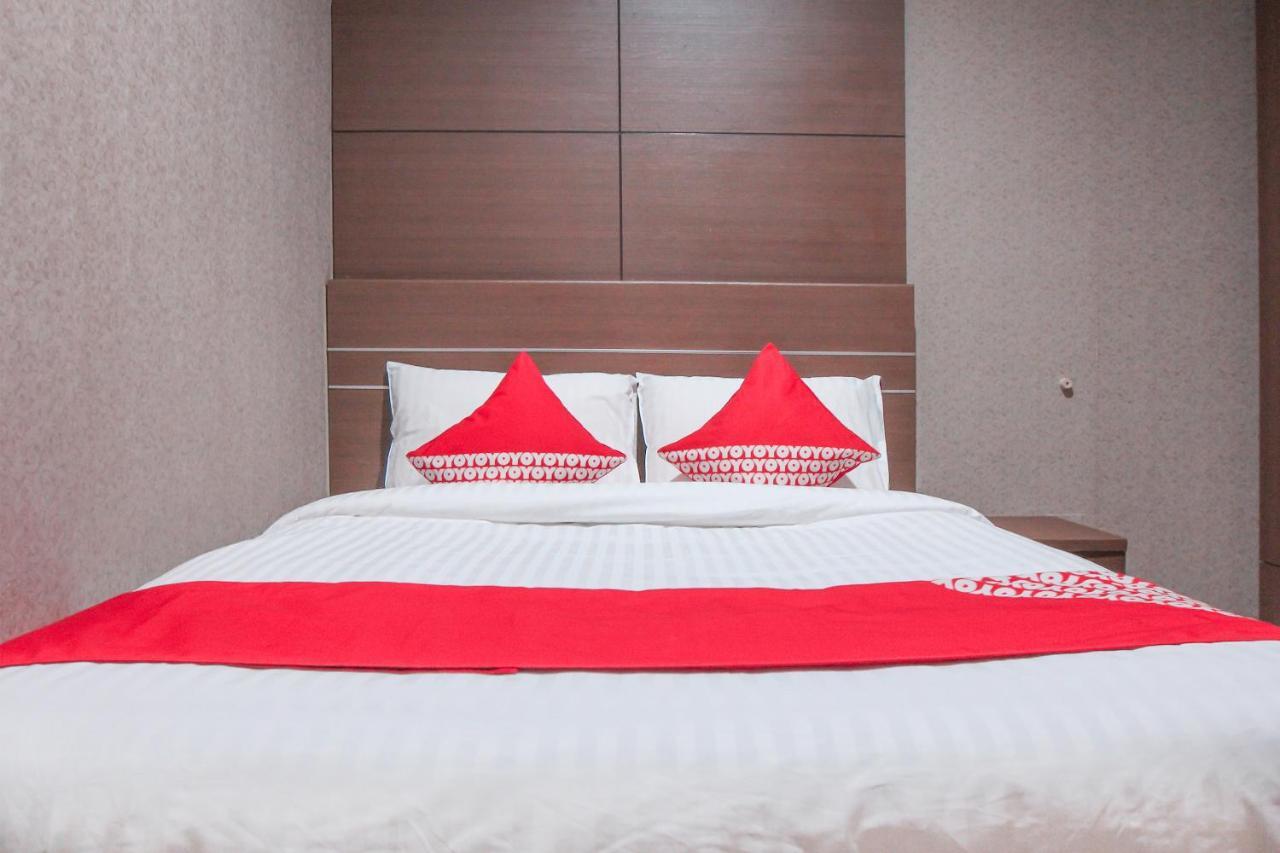 Oyo 383 Env Residence Джакарта Екстериор снимка