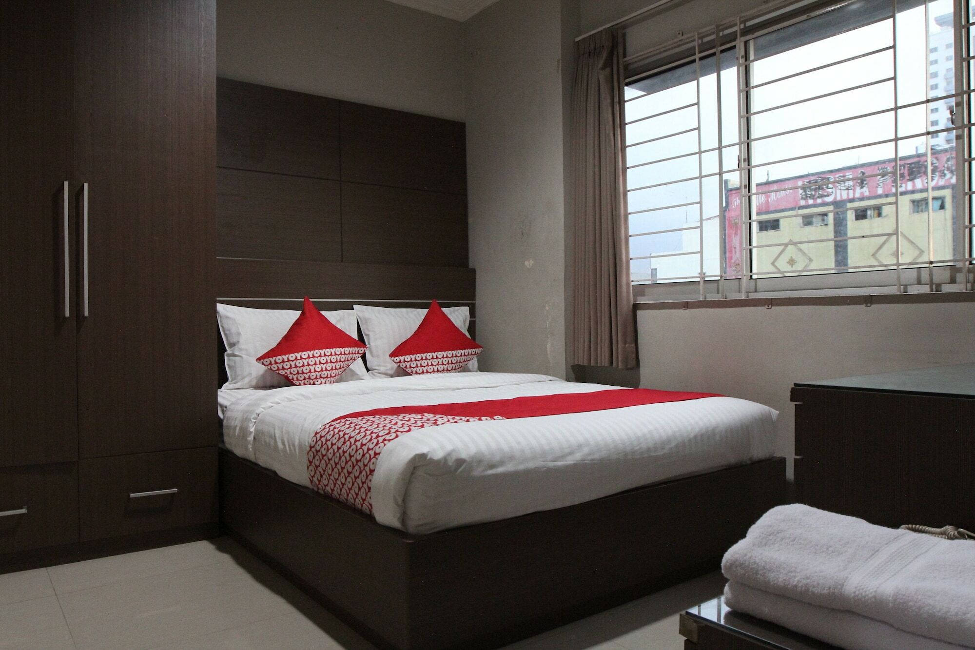 Oyo 383 Env Residence Джакарта Екстериор снимка